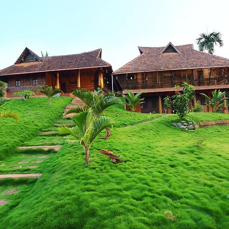 Thejas Resorts Wayanad スルタン・バザリー エクステリア 写真