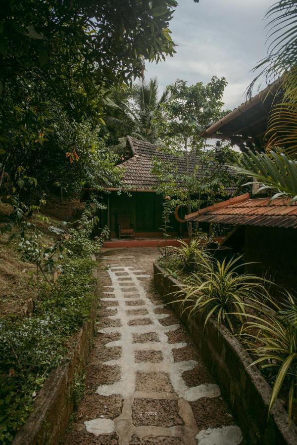 Thejas Resorts Wayanad スルタン・バザリー エクステリア 写真
