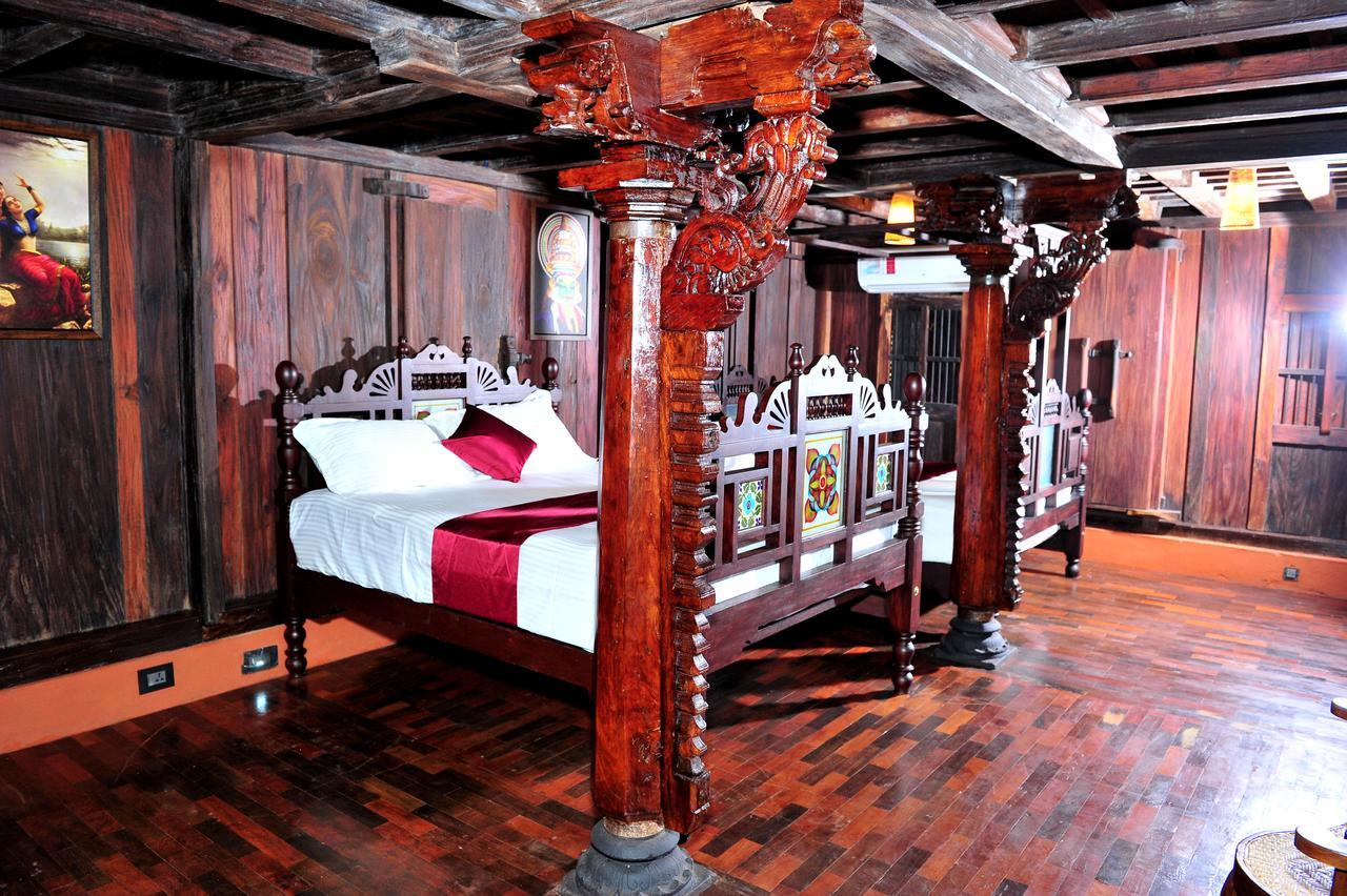 Thejas Resorts Wayanad スルタン・バザリー エクステリア 写真